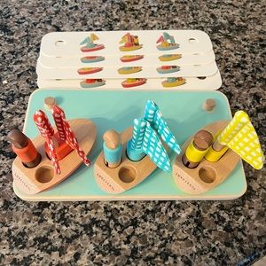 Lovevery Pattern Match boat and card set from The Analyst play kit